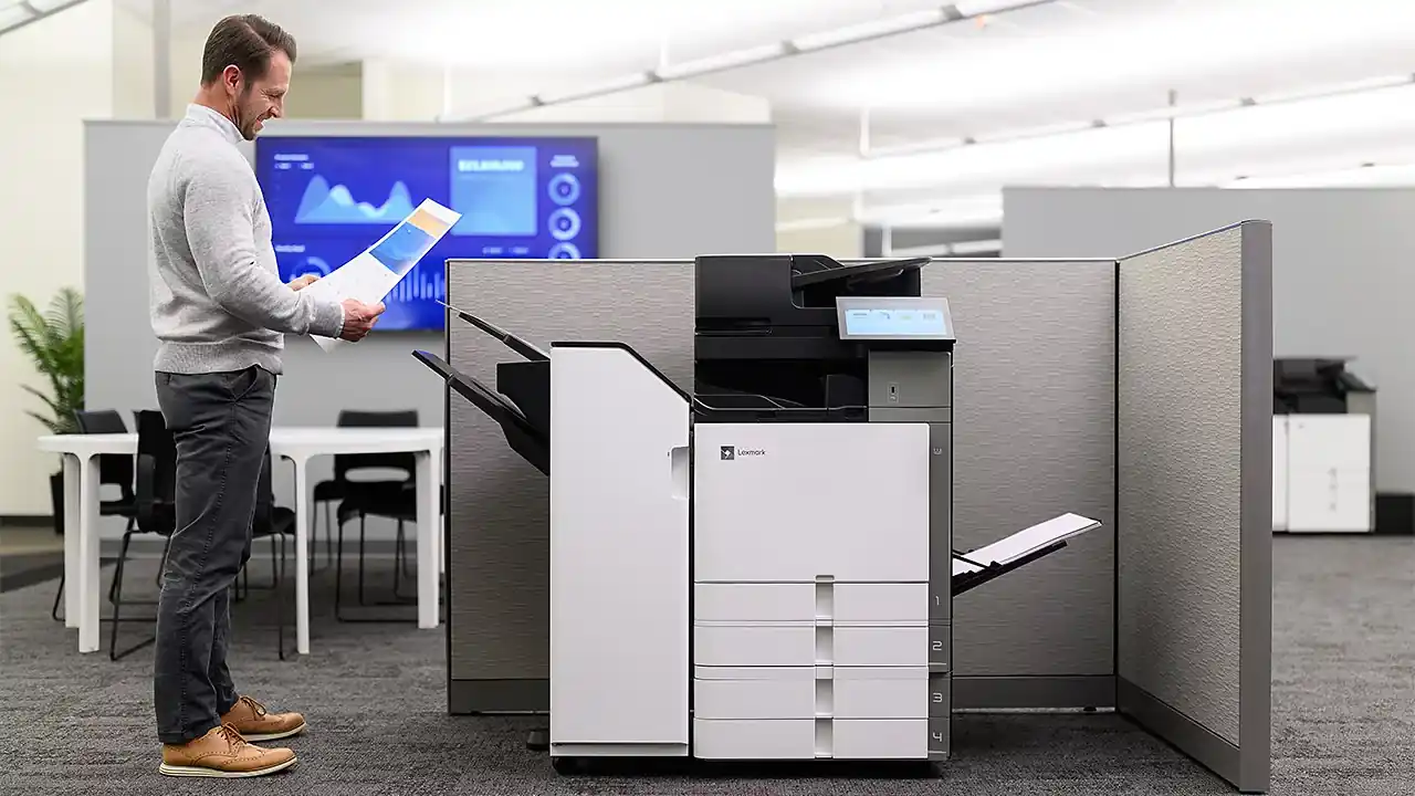 Copieur multifonction Lexmark A3 avec finisseur en entreprise